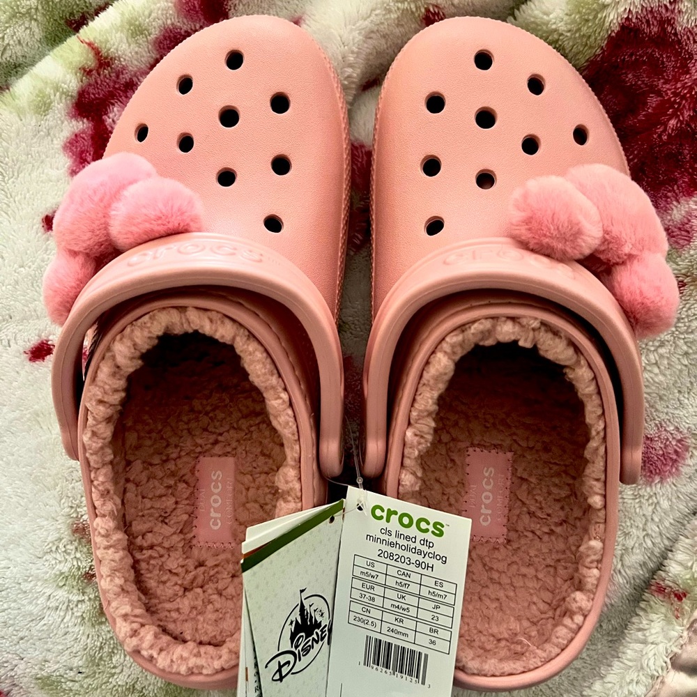 Brand New Disney Mickey Mouse Pink Crocs! (Please read description)